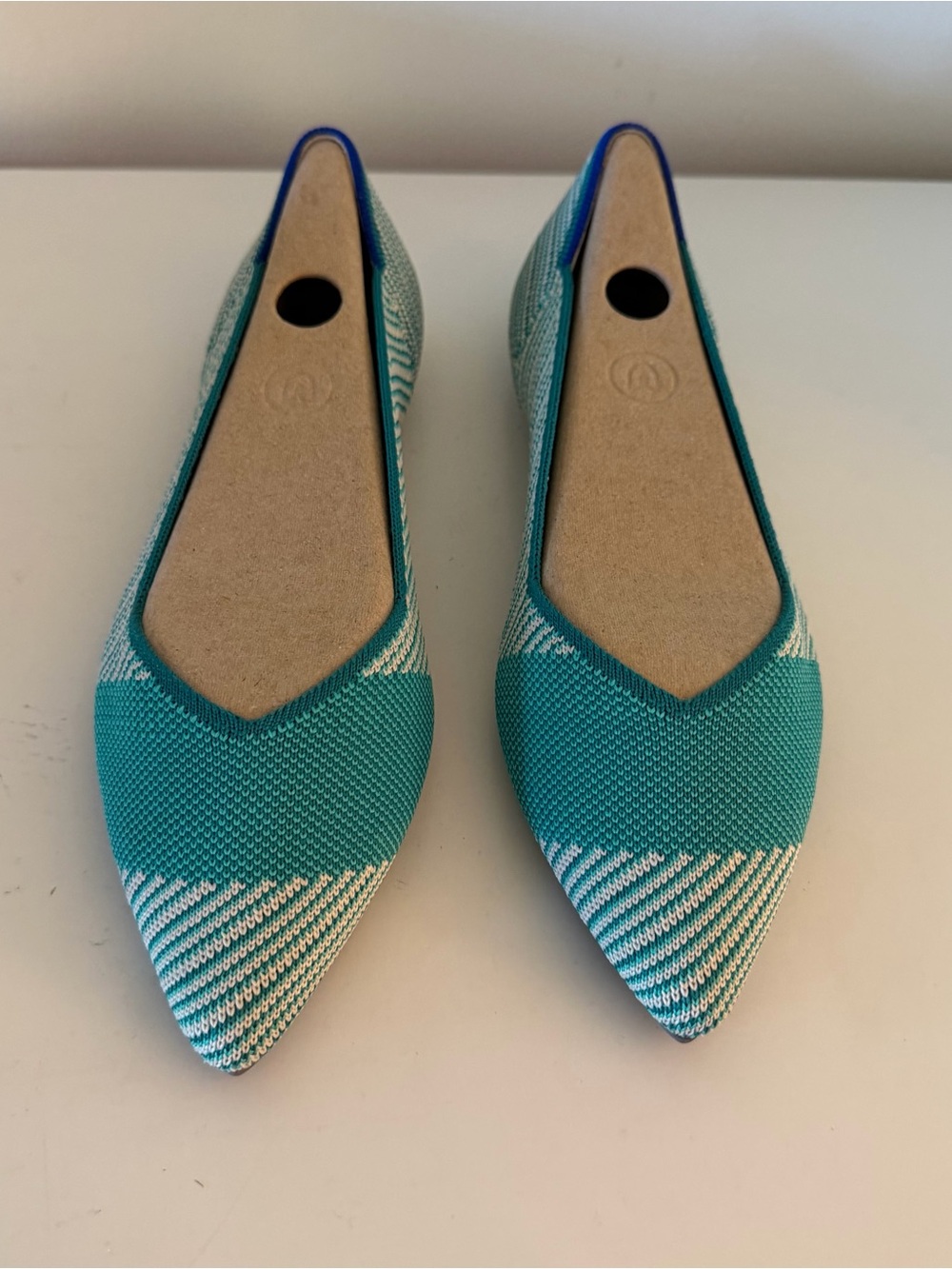 Rothy's Pointed Toe Flats in Calypso (Teal & White). Sz. 6.5.